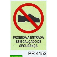 PR4152 proibida entrada sem calcado seguranca