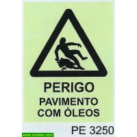 PE3250 perigo pavimento com oleos